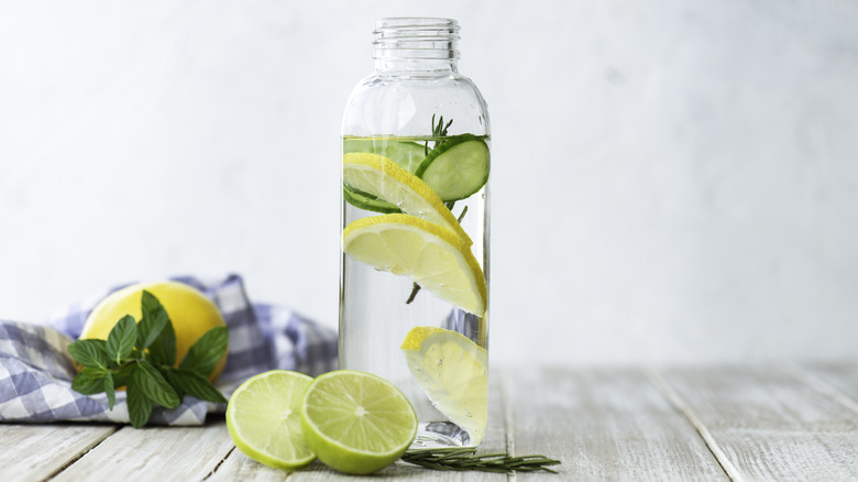 water with cucumber and lemon