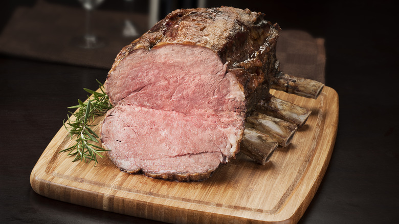 Whole rib roast