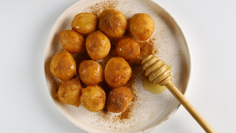 loukoumades with honey and cinnamon