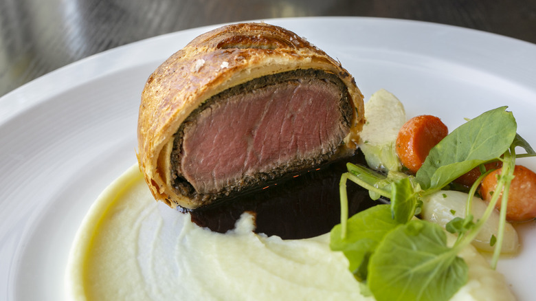 beef Wellington with mashed potatoes