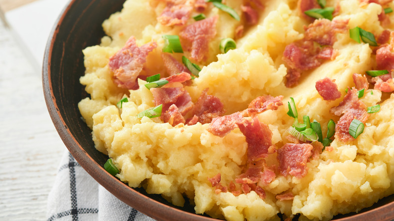 Chunky mashed potatoes with bacon and green onions