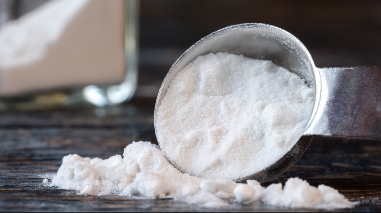 Arrowroot Powder in tablespoon