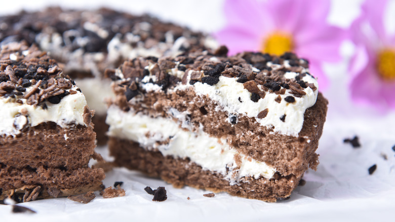 chocolate cookie ice cream cake slice