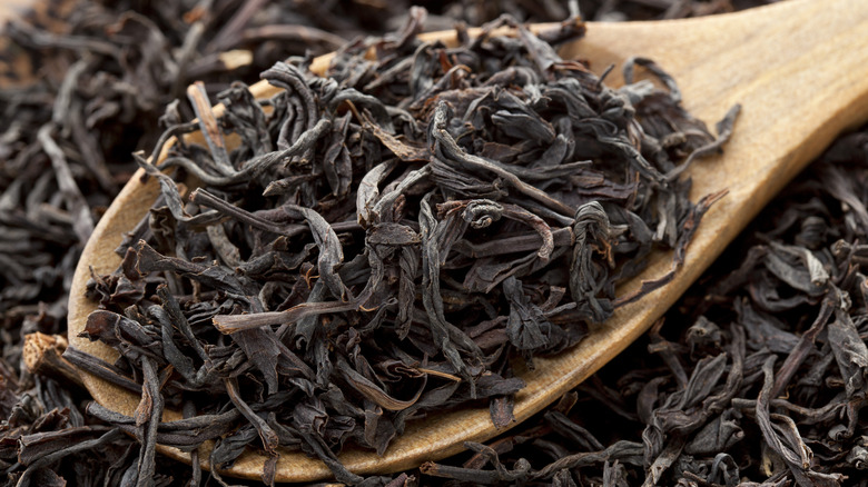 Loose leaf black tea