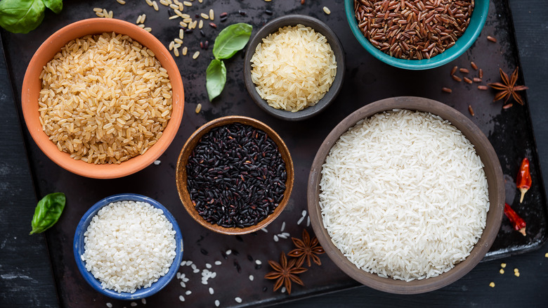 Different varieties of rices