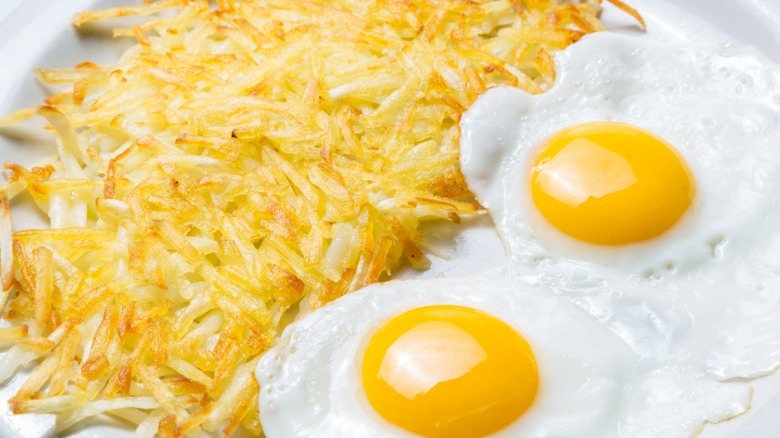 Hash browns and eggs 