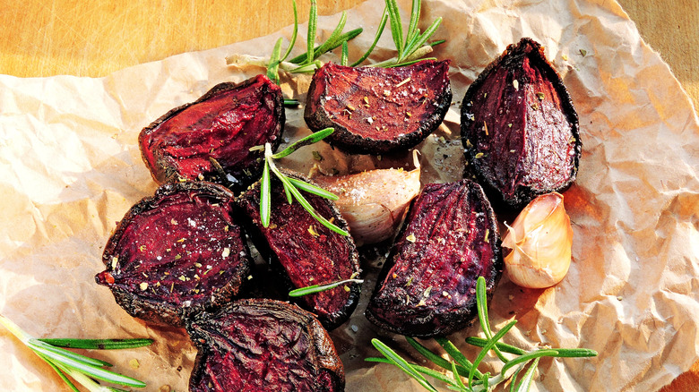 Roasted beets with rosemary and garlic