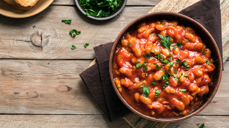 vegetarian chili in bowl