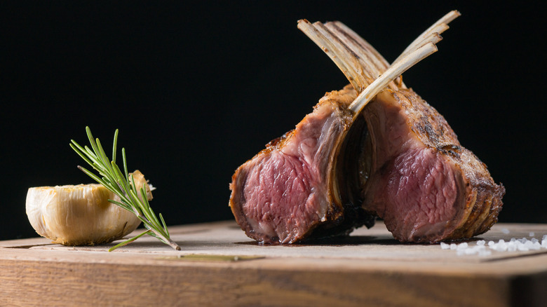 seared lamb rack with garlic and rosemary