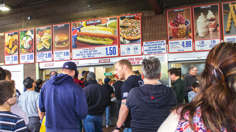 Costco food court lines