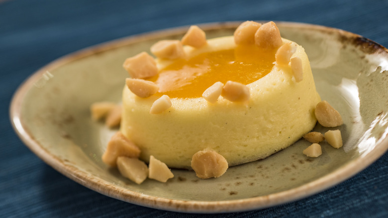 Hawaiian passionfruit cheesecake