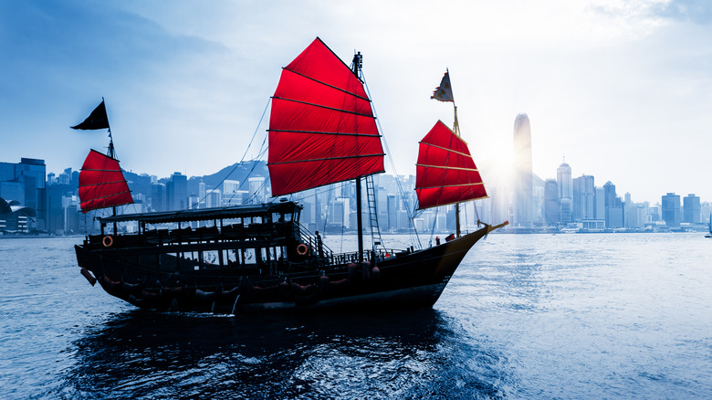 A Chinese junk ship