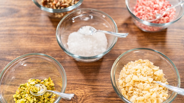 Toppings for decorating cookies in bowls 