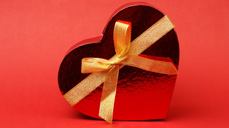 The First Known Box Of Valentine's Day Candy Was Too Pretty To Eat