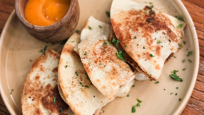 spicy chicken quesadilla