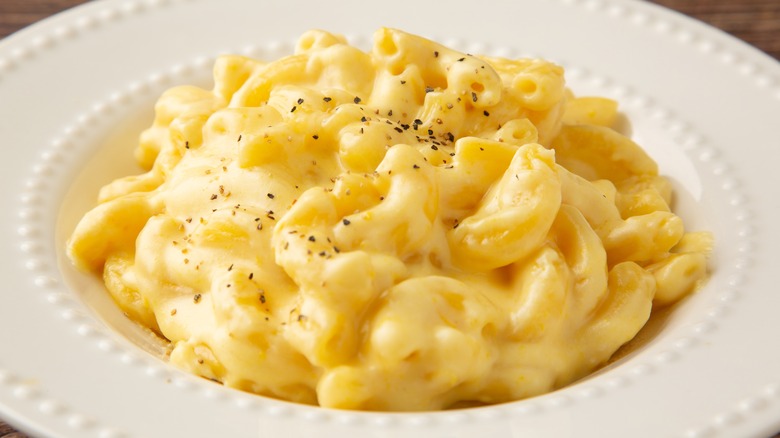 Thick and creamy macaroni and cheese