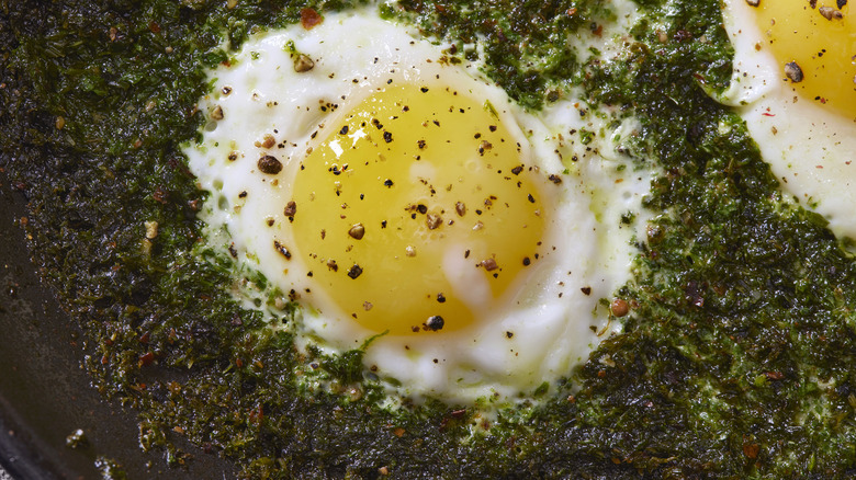 Pesto with egg on toast