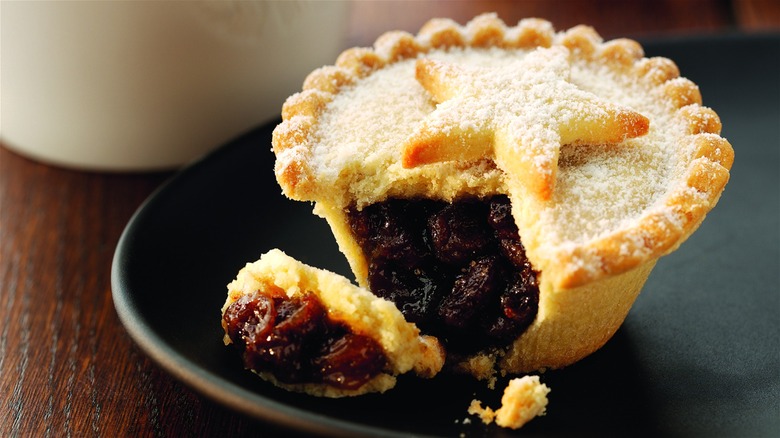 Mince pie with star crust from Starbucks UK