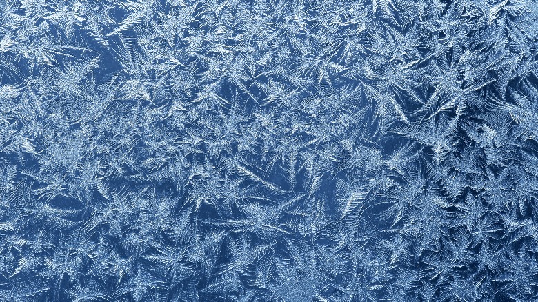 Ice crystal pattern