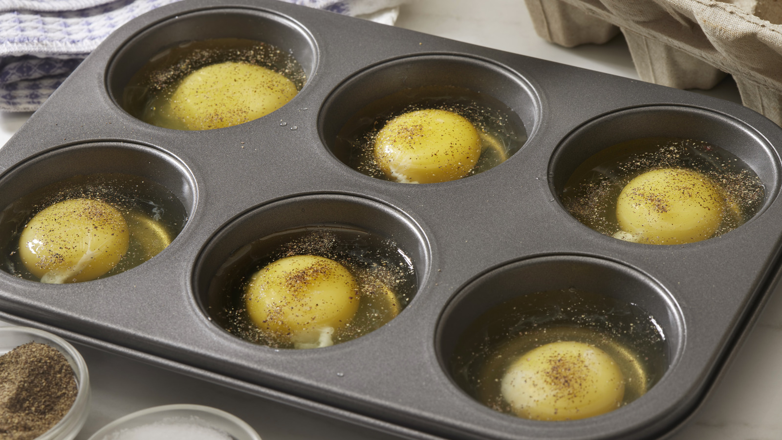 The Muffin Tin Hack That Makes Poaching Eggs Way Easier 6835