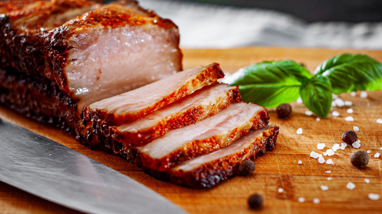 Caramelized pork belly with aromatics