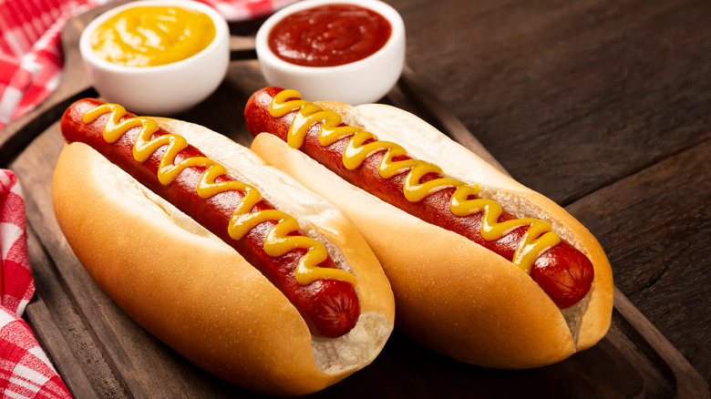 The National Hot Dog Council Has Strict Rules For Topping Etiquette
