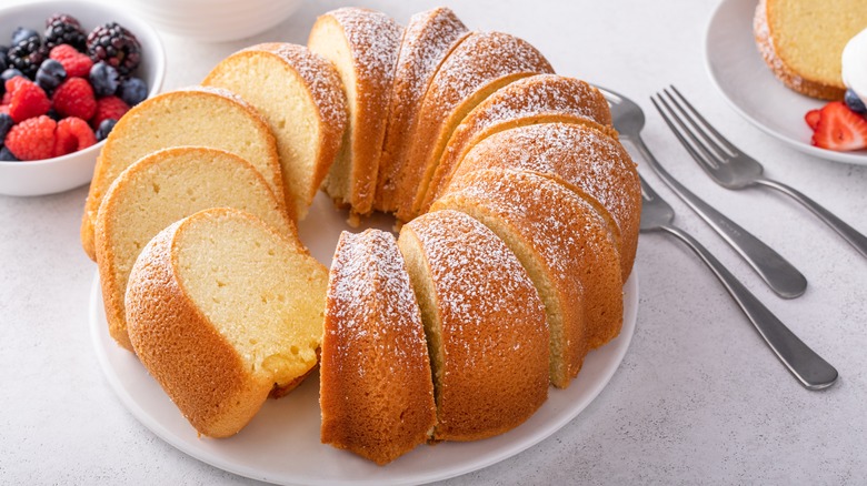 vanilla bundt sponge cake