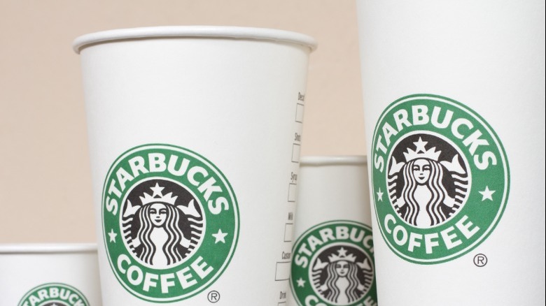 Different size Starbucks cups 
