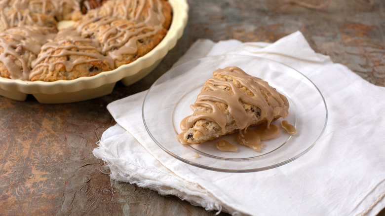 Maple pecan scones