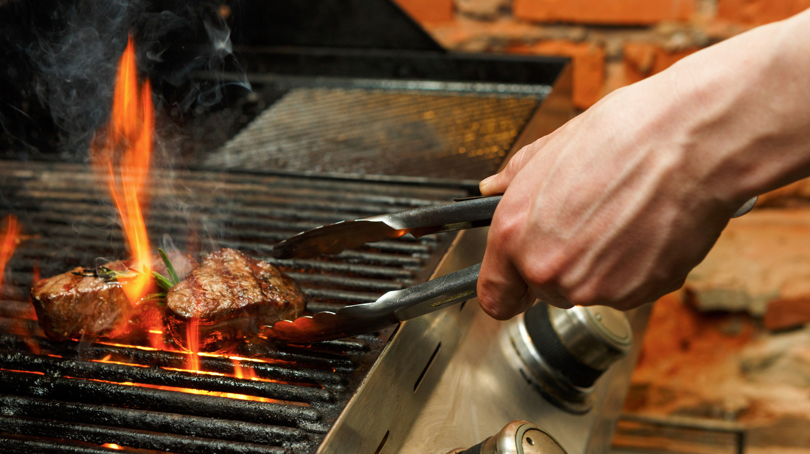 Resting Meat: A Popular Grilling Myth Debunked