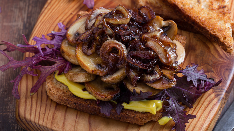 sandwich with caramelized onions