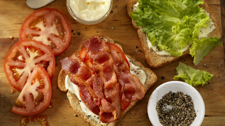 BLT ingredients on cutting board