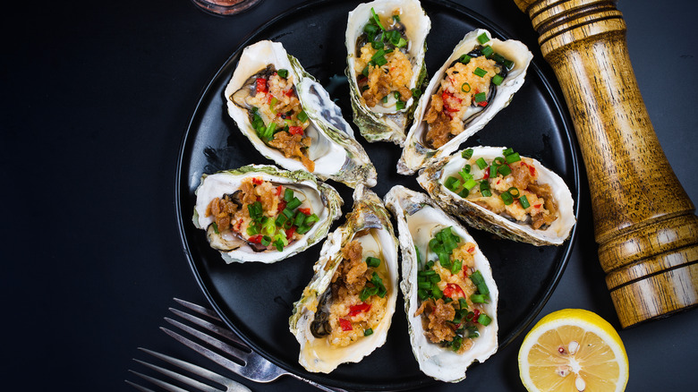 Cooked oysters with herbs