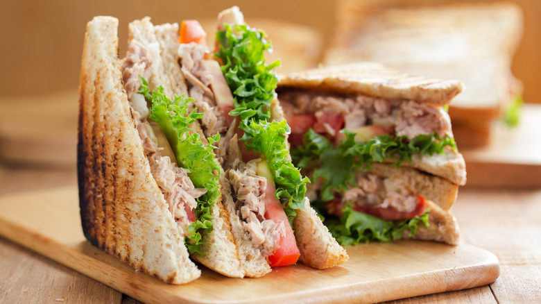 Tuna sandwiches on sliced bread