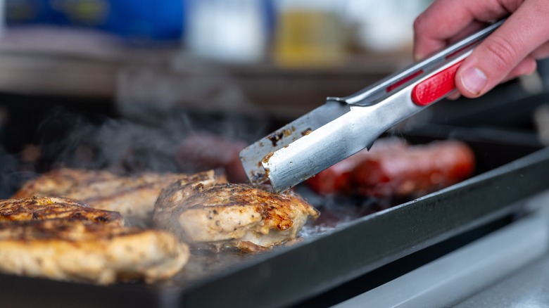 Cooking chicken breasts on a Blackstone griddle