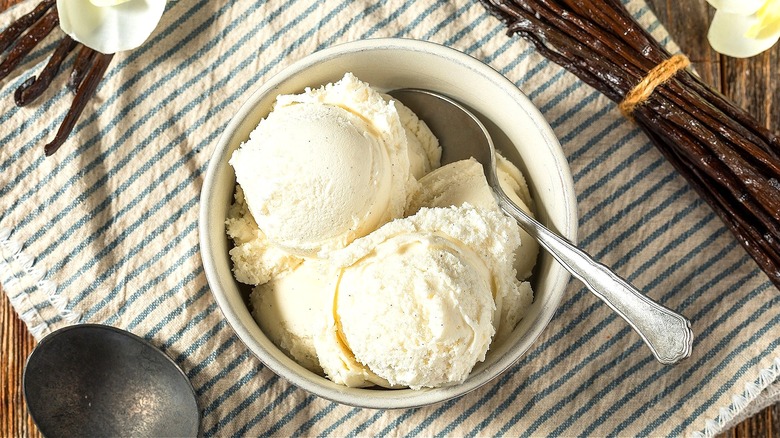 Vanilla ice cream in white bowl