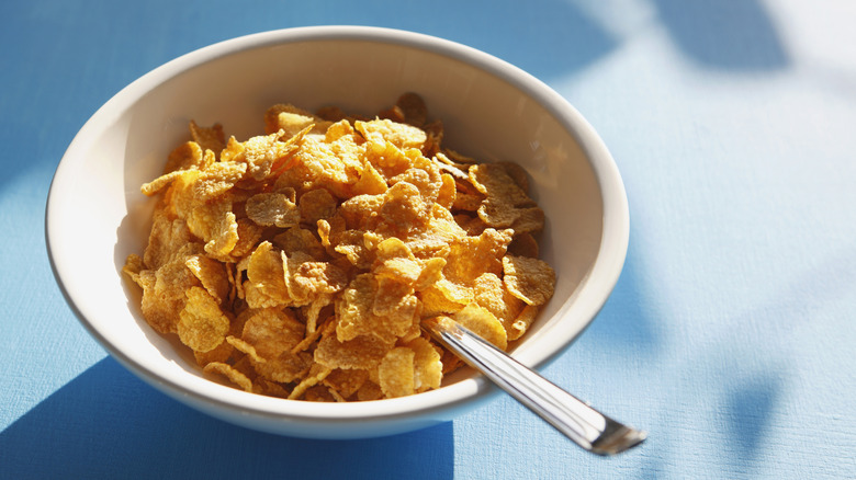 bowl of cornflakes