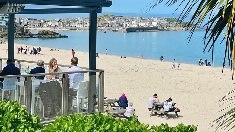 terrace diners on the beach