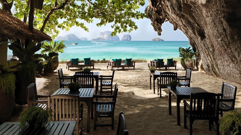 restaurant seating under cliff