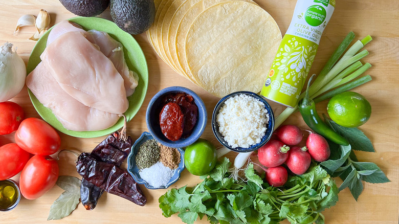 tinga chicken tostada ingredients