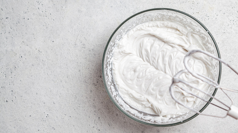 Whipped coconut cream 