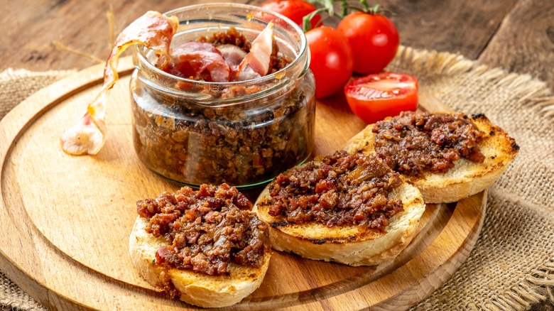 bacon jam in jar and on crostini