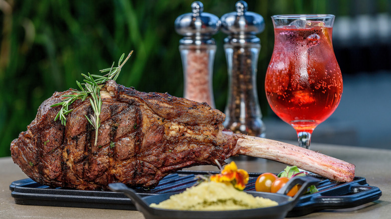 A meaty steak paired with a bubbly rosé