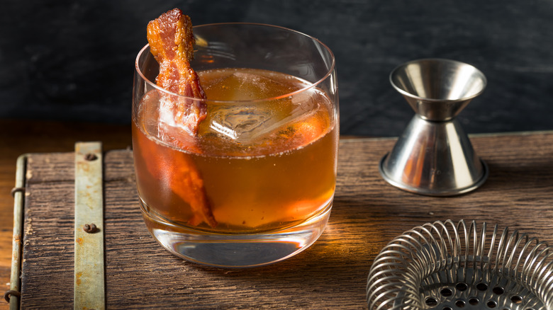 Bacon old fashioned whiskey cocktail 