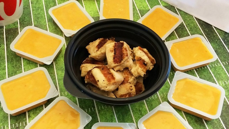 Chick-fil-A sauces chicken