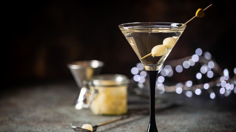 Gibson martini with lights