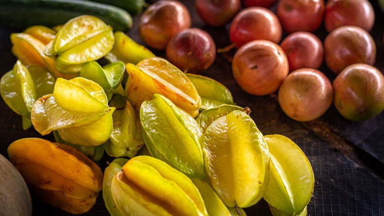 Star fruits for sale 