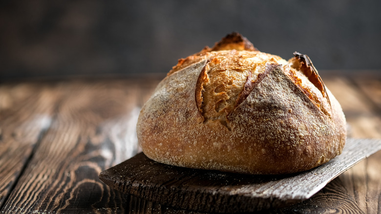 Rustic country bread 