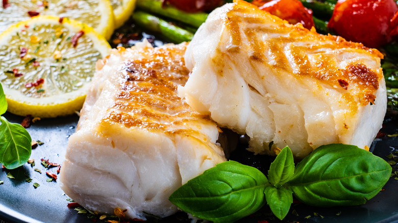 cooked cod fillets