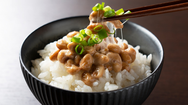 Natto and rice in black bowl